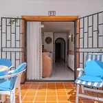 Victoria Court 2 Pool * לוס כריסטיאנוס