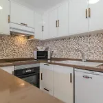 Victoria Court 2 Pool לוס כריסטיאנוס