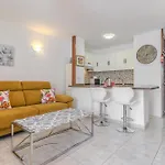 Victoria Court 2 Pool דירה *