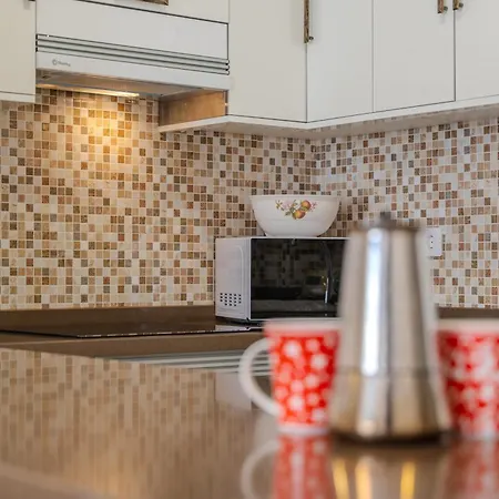 Victoria Court 2 Pool