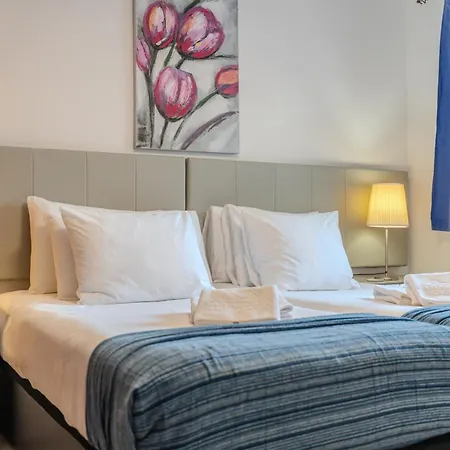 Victoria Court 2 Pool Апартаменты *