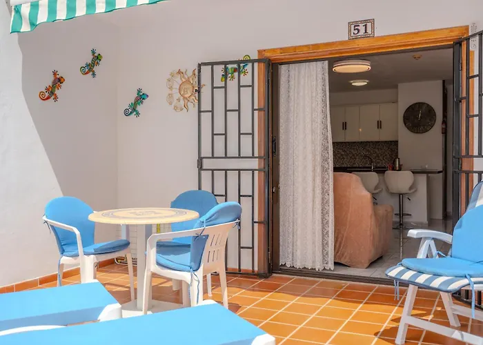 Victoria Court 2 Pool Apartment *