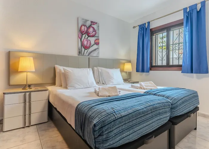 Apartment Victoria Court 2 Pool *