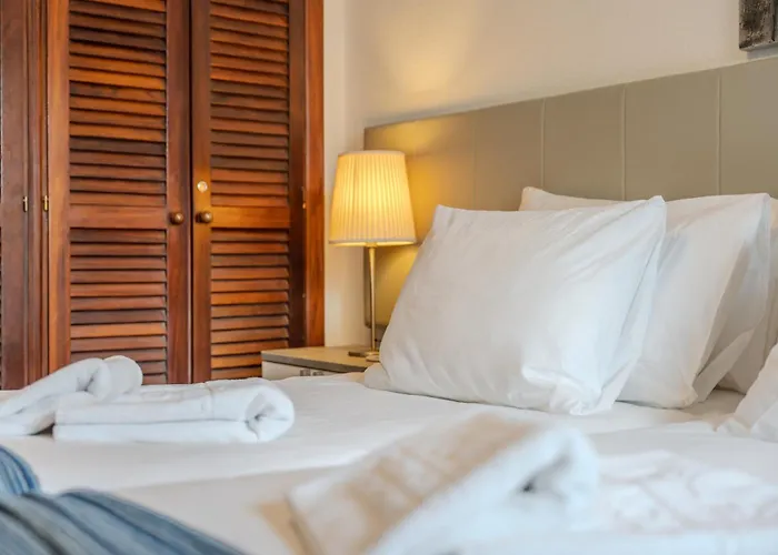 Victoria Court 2 Pool Apartment Los Cristianos (Tenerife)