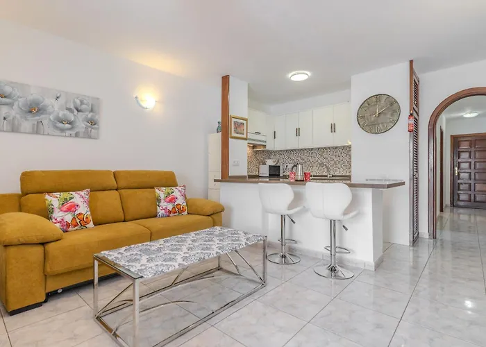 Victoria Court 2 Pool Apartment *