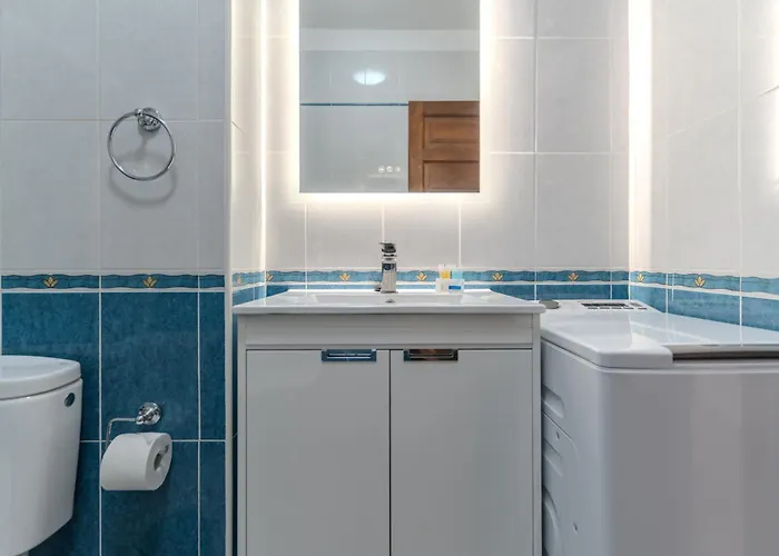 Victoria Court 2 Pool Los Cristianos (Tenerife)