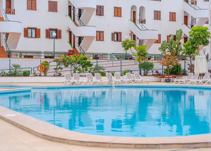 Apartment Victoria Court 2 Pool