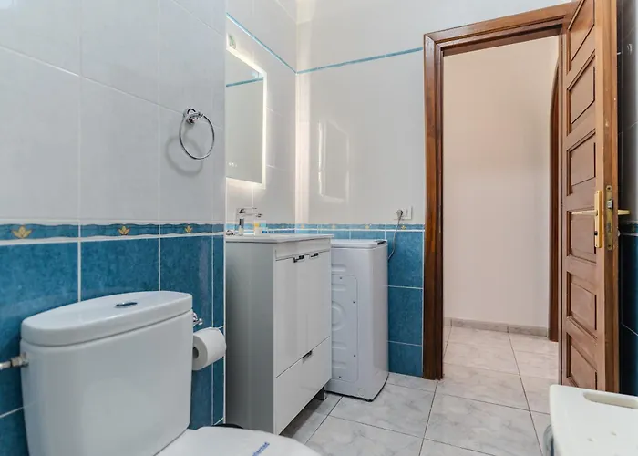 Victoria Court 2 Pool * Los Cristianos (Tenerife)