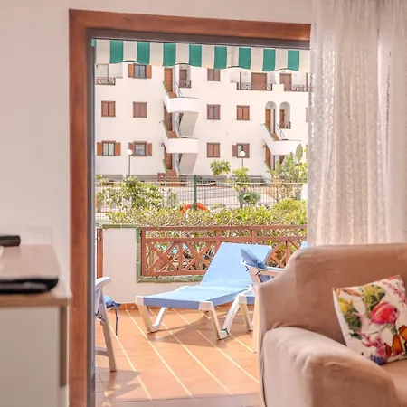 Daire Victoria Court 2 Pool Los Cristianos (Tenerife)