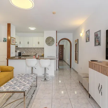 Daire Victoria Court 2 Pool Los Cristianos (Tenerife)